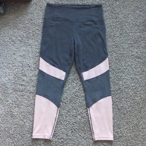 Athleta Salutation Modblock 7/8 Tights